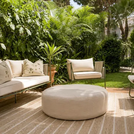 Relaxed Mediterranean Living With A Private Garden & Beachside Location * Estepona